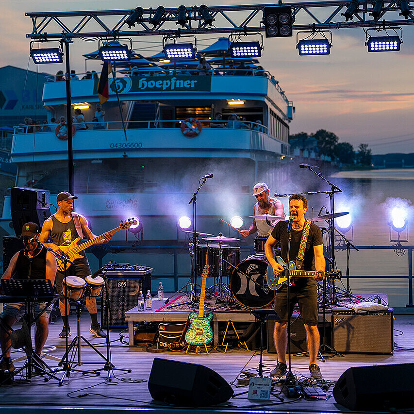 Curbside Prophets, Justin Nova auf dem HafenKulturFest
