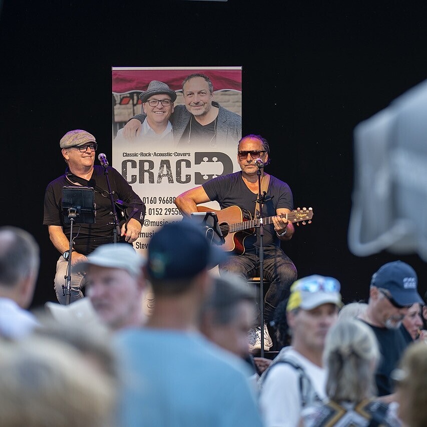 Auftritt der Band CRAC auf der Rhenusbühne beim HafenKulturFest am Karlsruher Rheinhafen.
